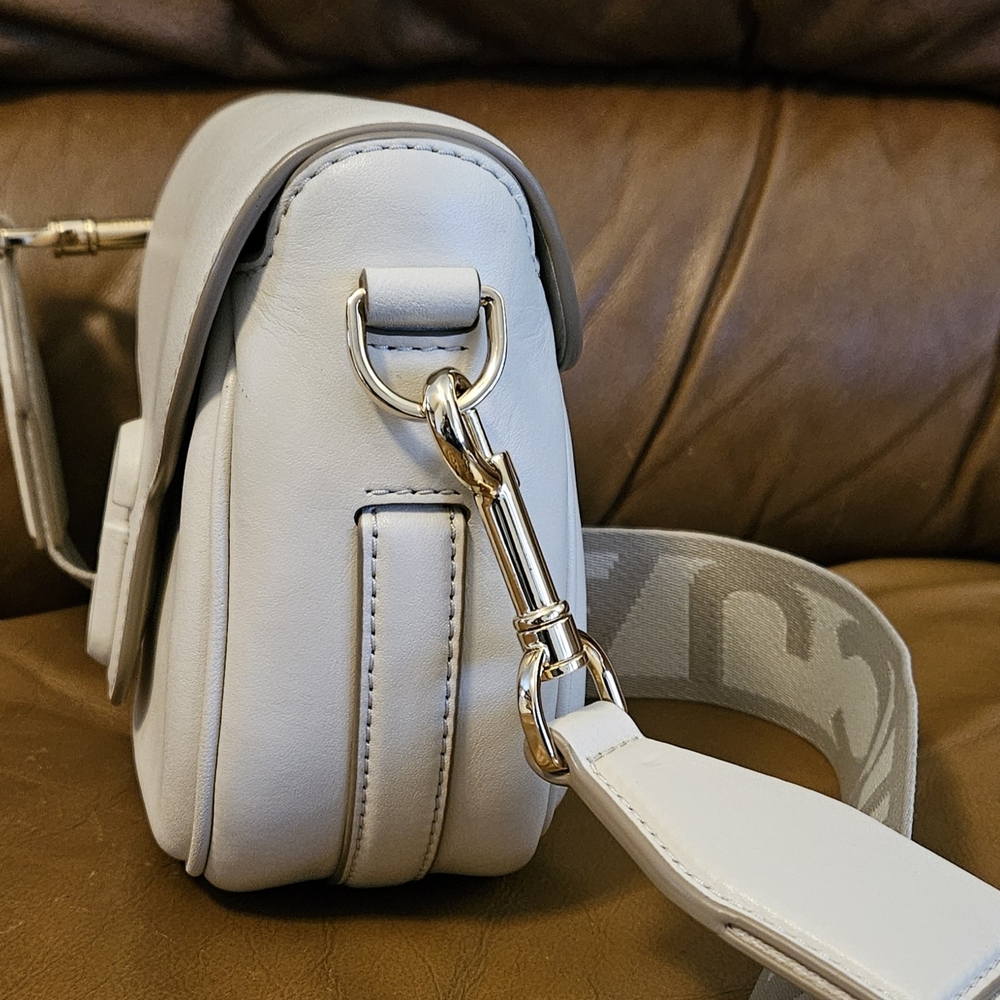 Women's Marc Jacobs Cream Leather Luxury Crossbody/Shoulder Bag (EXCELLENT) - Picture 5 of 16